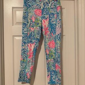 Lilly Pulitzer VGUC leggings (mid calf length)